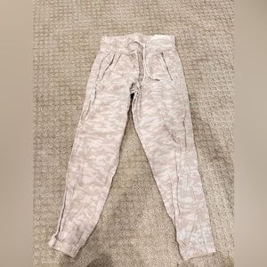 Athleta Cabo Linen Jogger Camp 2